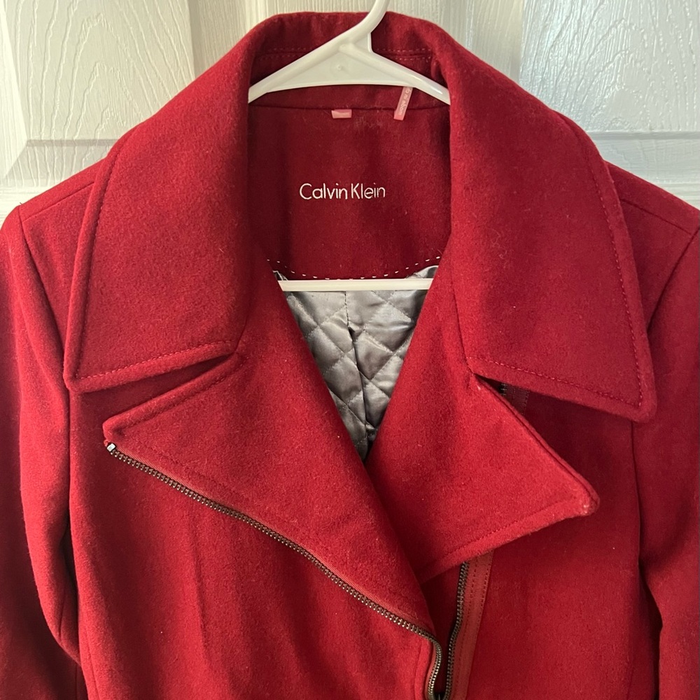 Calvin Klein Red Coat size Small. Asymmetrical zip up coat/lined warm jacket - Picture 2 of 16